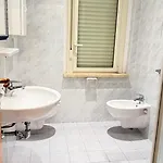 Hotel Ariella 2*