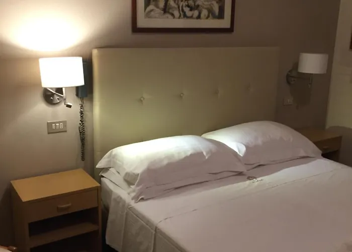 Ariella מלון מילאנו מריטימה